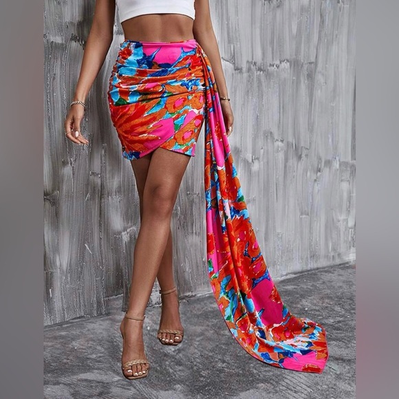 Floral Print Draped Side Multicolor Asymmetrical Wrap Ruched Bodycon Skirt - Picture 6 of 6